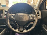 USED 2018 18 HONDA HR-V 1.5 i-VTEC SE SUV 5 door Petrol Manual Euro 6 in Black FRONT AND REAR SENSORS+AUTO LIGHTS