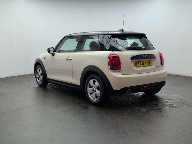 USED 2020 70 MINI HATCH 1.5 Cooper Classic 3dr CLICK+COLLECT / HOME DELIVERY