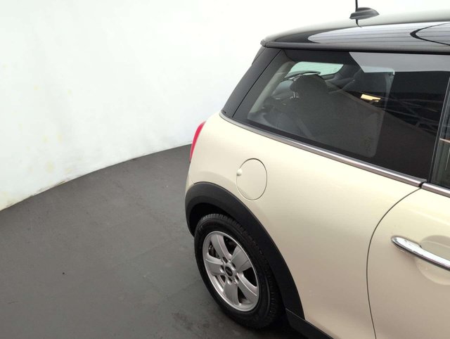USED 2020 70 MINI HATCH 1.5 Cooper Classic 3dr CLICK+COLLECT / HOME DELIVERY