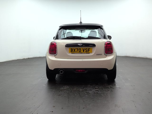 USED 2020 70 MINI HATCH 1.5 Cooper Classic 3dr CLICK+COLLECT / HOME DELIVERY
