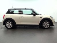 USED 2020 70 MINI HATCH 1.5 Cooper Classic 3dr CLICK+COLLECT / HOME DELIVERY