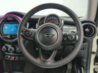 USED 2020 70 MINI HATCH 1.5 Cooper Classic 3dr CLICK+COLLECT / HOME DELIVERY