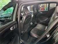 USED 2020 70 VOLVO XC40 2.0 D3 R-Design SUV 5dr Diesel Auto AWD Euro 6 (s/s) (150 ps) 