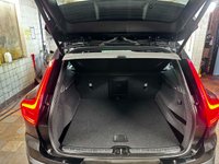 USED 2020 70 VOLVO XC40 2.0 D3 R-Design SUV 5dr Diesel Auto AWD Euro 6 (s/s) (150 ps) 