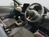 USED 2025 75 RENAULT CAPTUR 1.0 TCe evolution SUV 5dr Petrol Manual Euro 6 (s/s) (90 ps) 
