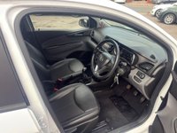 USED 2015 65 VAUXHALL VIVA 1.0i SL Hatchback 5dr Petrol Manual Euro 6 (75 ps) Only 22,000 miles11 service stamps
