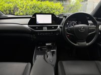 USED 2023 23 LEXUS UX 2.0 250h F Sport Design SUV 5dr Petrol Hybrid E-CVT Euro 6 (s/s) (184 ps) 