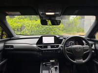 USED 2023 23 LEXUS UX 2.0 250h F Sport Design SUV 5dr Petrol Hybrid E-CVT Euro 6 (s/s) (184 ps) 