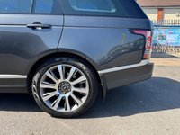 USED 2017 LAND ROVER RANGE ROVER 4.4 SD V8 Vogue SUV 5dr Diesel Auto 4WD Euro 6 (s/s) (339 ps) 