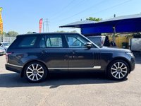 USED 2017 LAND ROVER RANGE ROVER 4.4 SD V8 Vogue SUV 5dr Diesel Auto 4WD Euro 6 (s/s) (339 ps) 