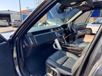 USED 2017 LAND ROVER RANGE ROVER 4.4 SD V8 Vogue SUV 5dr Diesel Auto 4WD Euro 6 (s/s) (339 ps) 