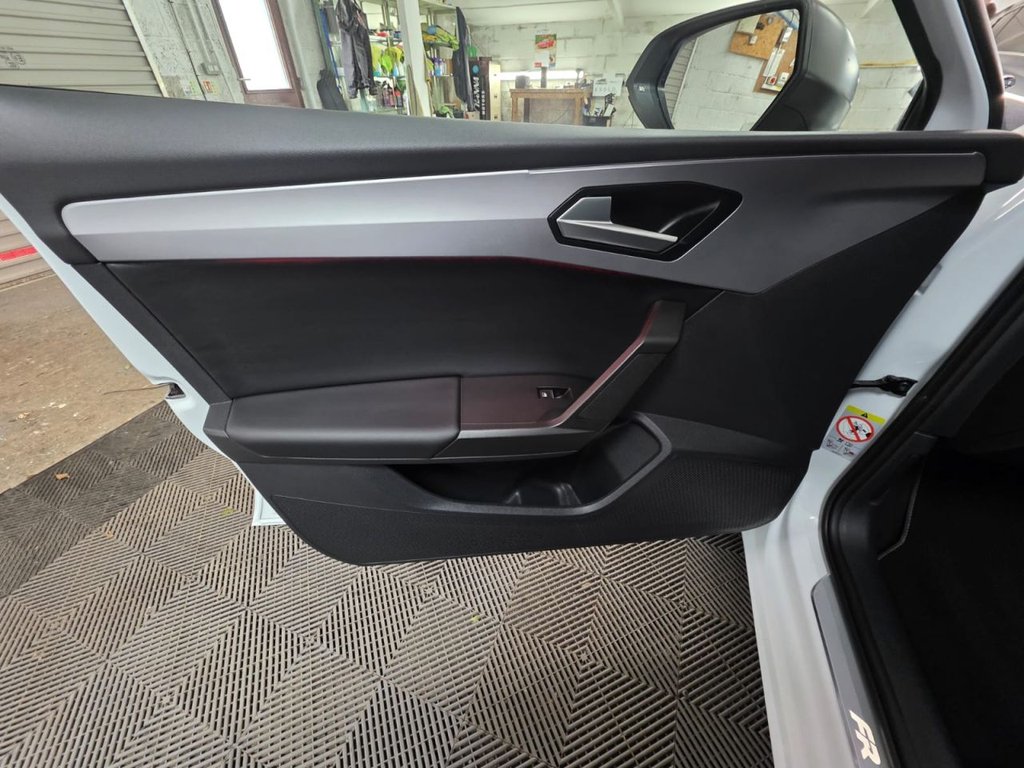 USED 2024 SEAT LEON 1.0 TSI FR Hatchback 5dr Petrol Manual Euro 6 (s/s) (110 ps) Bluetooth - SatNav - Sensors!