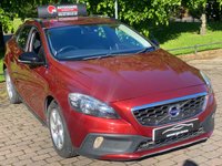 USED 2015 64 VOLVO V40 CROSS COUNTRY 2.0 D4 SE Nav Hatchback 5dr Diesel Manual Euro 6 (s/s) (190 ps) * SATNAV *