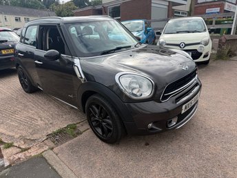 View our MINI COUNTRYMAN