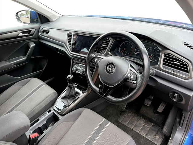 View our VOLKSWAGEN T-ROC