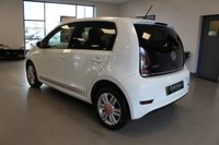 USED 2017 17 VOLKSWAGEN UP! 1.0 up! beats Hatchback 5dr Petrol Manual Euro 6 (s/s) (60 ps) ***BEATS AUDIO***BLUETOOTH & DAB RADIO***AIR CONDITIONING***VOLKSWAGEN CONNECT***LED DAYTIME RUNNING LIGHTS***LOW INSURANCE***