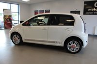 USED 2017 17 VOLKSWAGEN UP! 1.0 up! beats Hatchback 5dr Petrol Manual Euro 6 (s/s) (60 ps) ***BEATS AUDIO***BLUETOOTH & DAB RADIO***AIR CONDITIONING***VOLKSWAGEN CONNECT***LED DAYTIME RUNNING LIGHTS***LOW INSURANCE***