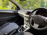 USED 2010 10 VAUXHALL ASTRA 1.6i Active Plus Hatchback 5dr Petrol Manual (155 g/km, 113 bhp) 