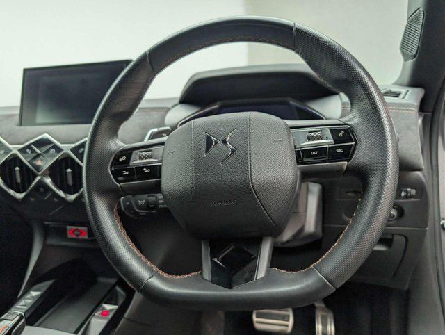 USED 2022 22 DS 3 CROSSBACK 1.2 DS3 Crossback Performance Line PureTech S/S Auto 5dr CLICK+COLLECT / HOME DELIVERY