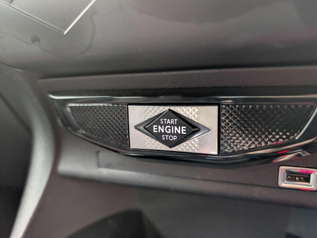 Used 2022 22 DS 3 CROSSBACK 1.2 DS3 Crossback Performance Line PureTech S/S Auto 5dr CLICK+COLLECT / HOME DELIVERY