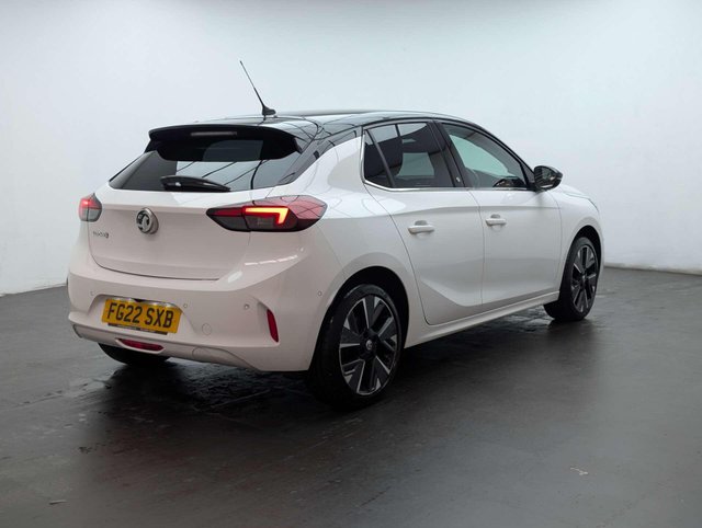 USED 2022 22 VAUXHALL CORSA Corsa E Elite Premium 5dr CLICK+COLLECT / HOME DELIVERY