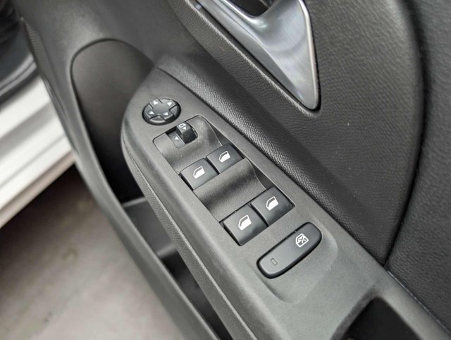 USED 2022 22 VAUXHALL CORSA Corsa E Elite Premium 5dr CLICK+COLLECT / HOME DELIVERY