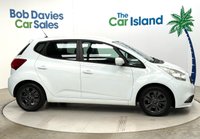 USED 2015 15 KIA VENGA 1.6 3 MPV 5dr Petrol Auto Euro 6 (123 bhp) Lovely AUTOMATIC with SATNAV, Parking Camera, Heated Seats, 56000 Miles, Service History, Cruise Control & Privacy Glass