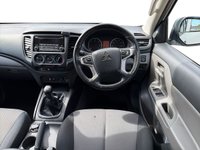 USED 2018 68 MITSUBISHI L200 2.4 DI-D DC 4Life Pickup Double Cab 4dr Diesel Manual 4WD Euro 6 (s/s) (154 ps) GREAT HISTORY, CANOPY, WARRANTY!