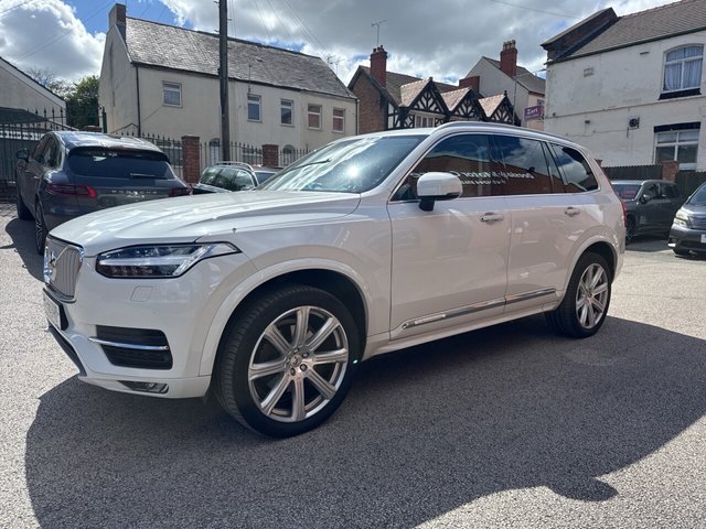 View our VOLVO XC90