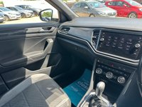 USED 2019 59 VOLKSWAGEN T-ROC 2.0 TDI R-Line SUV 5dr Diesel DSG Euro 6 (s/s) (150 ps) Mot 25th May 2027, No Advisories, + Full Service History, 7 Services (Mostly VW!!), + 1 Previous Owner, last keeper 2023, + 3 Months Warranty, + ULEZ compliant, + Park assist with front/rear sensors, + Rear camera, + DAB radio, + Bluetooth, + Apple carplay/Android auto, + Autohold, + Auto lights, + Adaptive cruise control, + Sat nav, + Heated front seats, + Folding mirrors, + Virtual cockpit, + Voice command, + USB connections, + Isofix, + Alloys