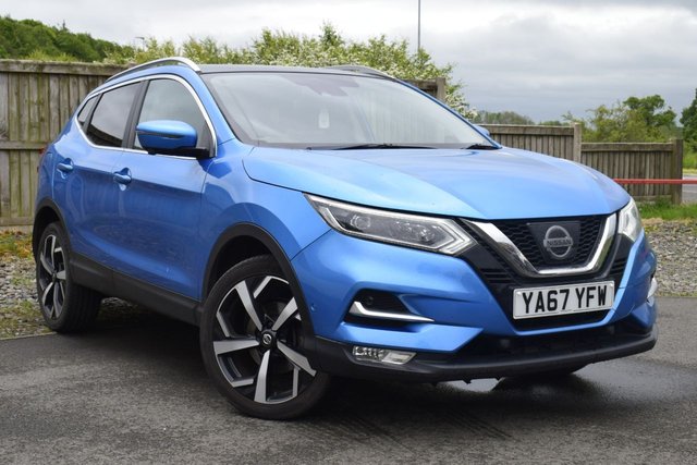 View our NISSAN QASHQAI
