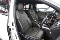USED 2022 22 MERCEDES-BENZ GLA 1.3 GLA250e 15.6kWh Exclusive Edition (Premium) SUV 5dr Petrol Plug-in Hybrid 8G-DCT Euro 6 (s/s) (218 ps) AMG STYLING PACK! 1 YEAR MOT!