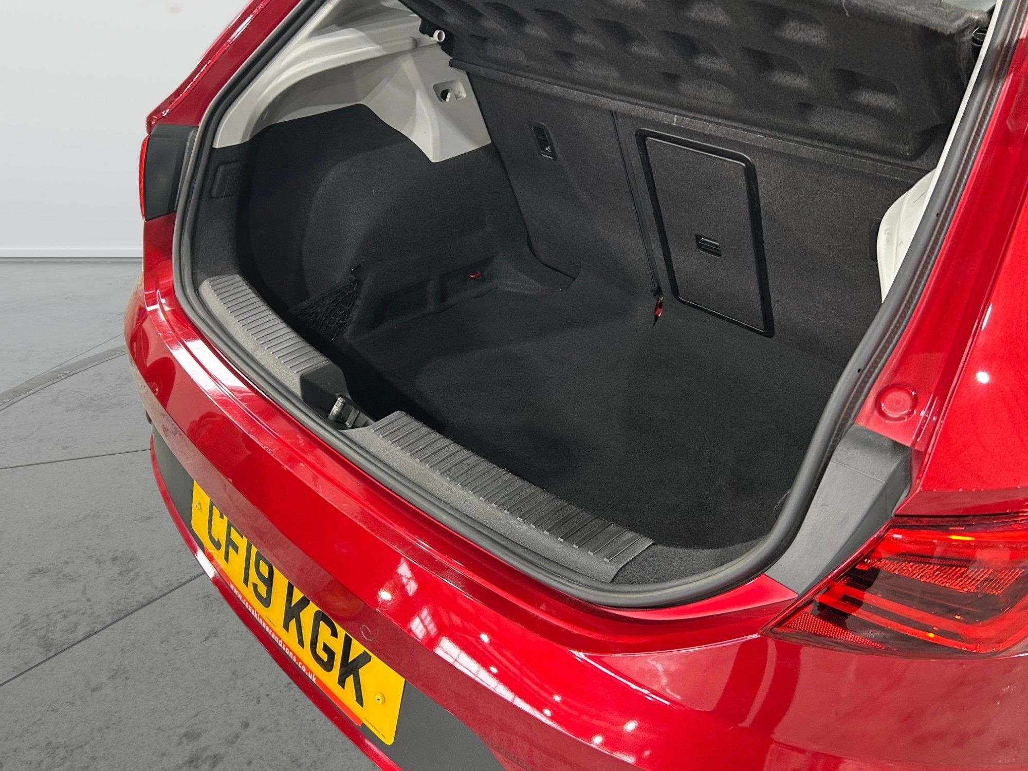 USED 2019 19 SEAT LEON 1.5 TSI EVO FR Sport Hatchback 5dr Petrol Manual Euro 6 (s/s) (150 ps) 