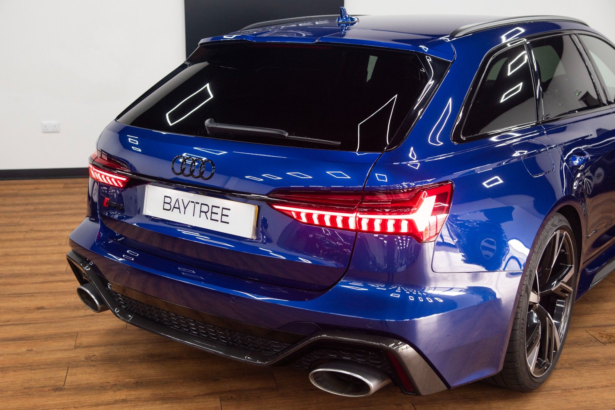 USED 2020 70 AUDI RS6 AVANT 4.0 TFSI V8 Carbon Black 