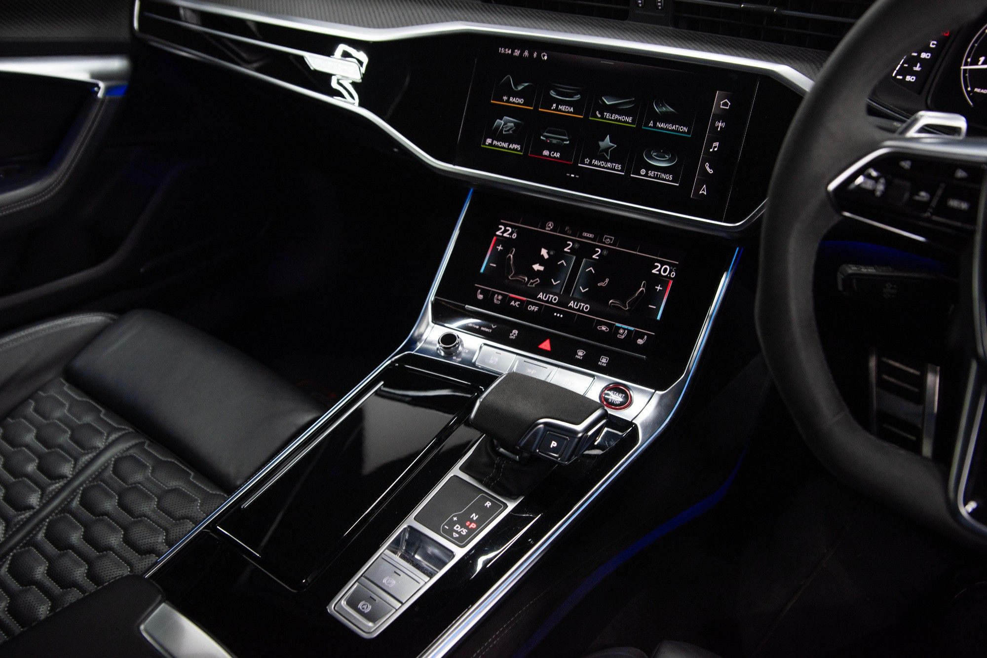 USED 2020 70 AUDI RS6 AVANT 4.0 TFSI V8 Carbon Black 