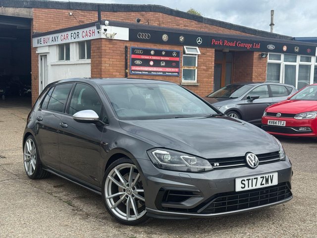 View our VOLKSWAGEN GOLF