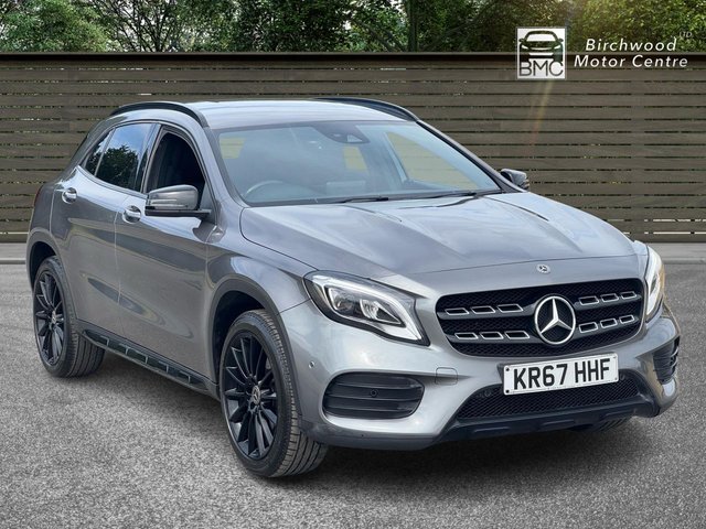 View our Mercedes-Benz Gla220 range