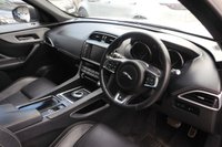 USED 2016 16 JAGUAR F-PACE 2.0 D180 R-Sport SUV 5dr Diesel Auto AWD Euro 6 (s/s) (180 ps) 
