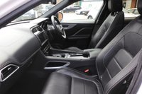 USED 2016 16 JAGUAR F-PACE 2.0 D180 R-Sport SUV 5dr Diesel Auto AWD Euro 6 (s/s) (180 ps) 
