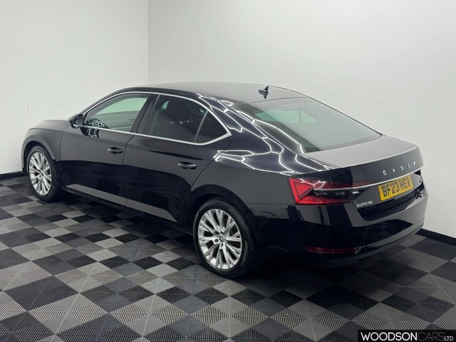 View our SKODA SUPERB