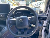 USED 2023 72 CITROEN BERLINGO Enterprise Edition L1 1.5 BlueHDi 1000 SWB Diesel Panel Van Manual Euro 6 (s/s) (100 bhp) 2 services - last service on 26.11.2025 @ 41,854 miles - Only 44,859 miles, Facelift model - EURO 6 (ULEZ compliant) - Built in touchscreen with Satnav connectivity & DAB, Air conditioning, E/W, Bluetooth, rear parking sensors, cruise control, electric mirror's, 3 seats, full bulkhead, ply lined, driver's airbag, side loading door, remote central Locking, Alarm, USB port, steering column radio control, barn rear doors, spare key, finance arranged & 6 months premium Autoguard warranty