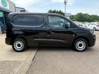 USED 2023 72 PEUGEOT PARTNER Professional Premium+ L1 1.5 BlueHDi 1000 SWB Diesel Panel Van Manual Euro 6 (s/s) (100 bhp) Recent service with all filters replaced - Only 35,072 miles, Facelift model - EURO 6 (ULEZ compliant) - Built in touchscreen with Satnav connectivity & DAB, Air conditioning, E/W, Bluetooth, rear parking sensors, cruise control, electric mirror's, 3 seats, full bulkhead, ply lined, driver's airbag, side loading door, remote central Locking, Alarm, USB port, steering column radio control, barn rear doors, spare key, finance arranged on site & 6 months premium Autoguard warranty.