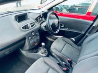 USED 2010 10 RENAULT CLIO 1.2 Dynamique TomTom Hatchback 5dr Petrol Manual Euro 4 (75 ps) 