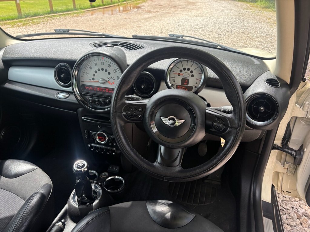 USED 2013 63 MINI HATCH 1.6 Cooper Hatchback 3dr Petrol Manual Euro 5 (s/s) (122 ps) &pound;ZERO DEPOSIT FINANCE