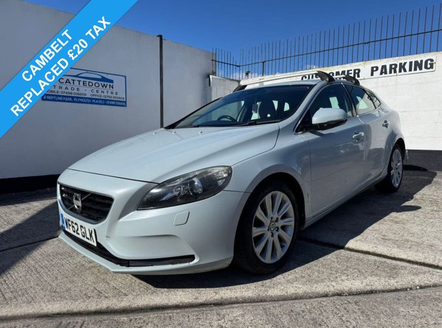 2012 VOLVO V40 1.6 D2 SE LUX HATCHBACK 5DR DIESEL MANUAL EURO 5 S S... photo