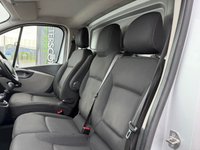 USED 2015 15 RENAULT TRAFIC 1.6 dCi 27 Business+ Panel Van 5dr Diesel Manual SWB Standard Roof Euro 5 (115 ps) **NO VAT, NO VAT**