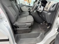 USED 2015 15 RENAULT TRAFIC 1.6 dCi 27 Business+ Panel Van 5dr Diesel Manual SWB Standard Roof Euro 5 (115 ps) **NO VAT, NO VAT**