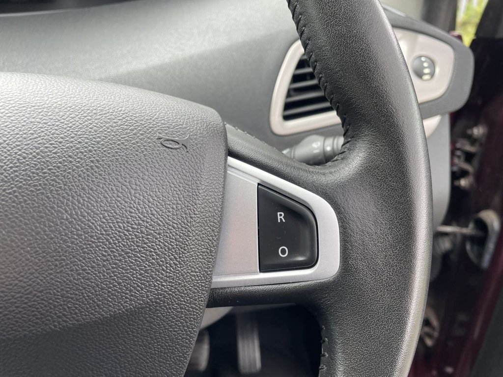 USED 2014 64 RENAULT SCENIC XMOD 1.5 dCi ENERGY Dynamique TomTom MPV 5dr Diesel Manual Euro 5 (s/s) (110 ps) Sat Nav, Cruise Control