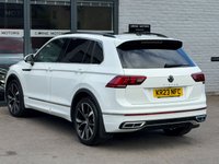 USED 2023 23 VOLKSWAGEN TIGUAN R-LINE 1.5 TSI 150PS 7 SPEED DSG AUTOMATIC  PANORAMIC GLASS SUNROOF * FULL LEATHER * REVERSE CAMERA * ELECTRIC SEATS *