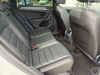 USED 2023 23 VOLKSWAGEN TIGUAN R-LINE 1.5 TSI 150PS 7 SPEED DSG AUTOMATIC  PANORAMIC GLASS SUNROOF * FULL LEATHER * REVERSE CAMERA * ELECTRIC SEATS *